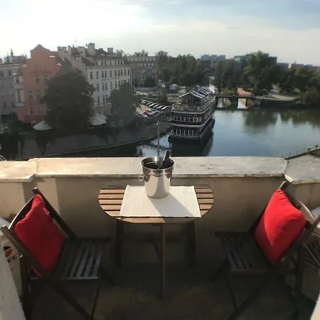 アパート Cityaparts-private Apt. River View ヴロツワフ